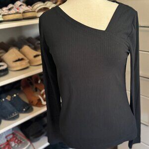 Spanx Asymm Ribbed Tee in Black